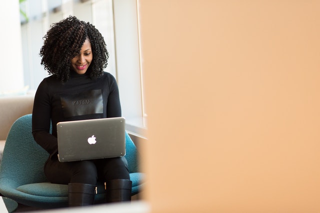 women with entrepreneur skills working on laptop